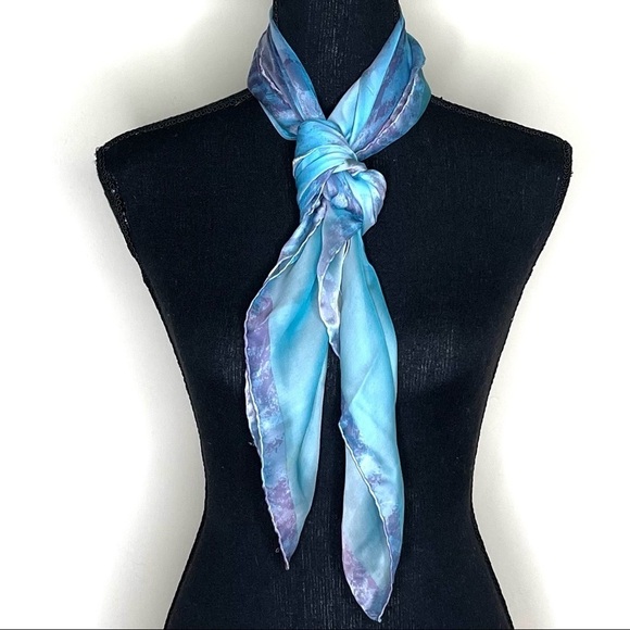 🔥 Richard Tyler Vintage Silk Scarf Blue Purple - Picture 4 of 5